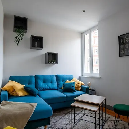 Old Town Ypical Duplex