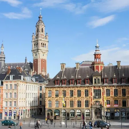 Old Town Ypical Duplex